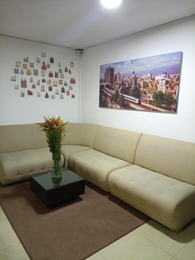 מדיין Hotel Girasol 70 מראה חיצוני תמונה